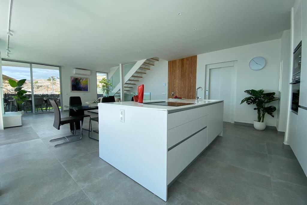 Luxury Villa - New Building With Panoramic Sea View Costa Adeje  Ngoại thất bức ảnh